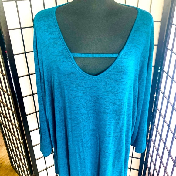 Top - Picture 1 of 2